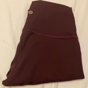Lululemon Wundertrain leggings. Size 8. 25”